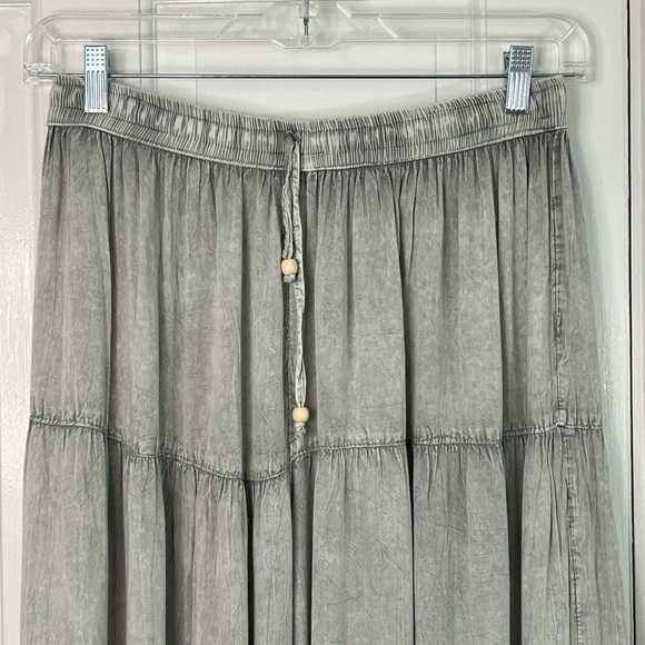 Anandas Boho Tiered Wide Leg Palazzo Pants Size M Grey Festival Beachy Pull On - Picture 5 of 13